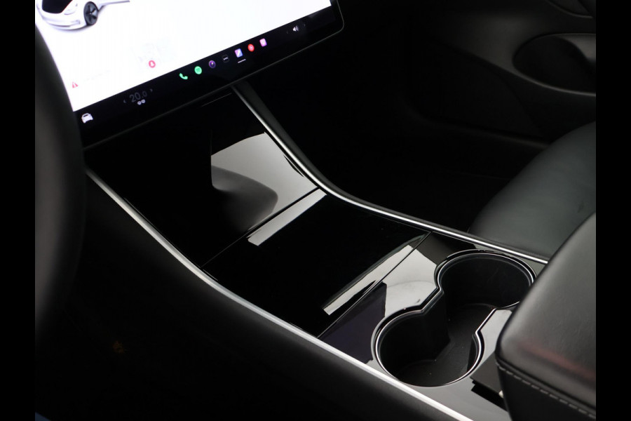 Tesla Model 3 60 kWh RWD *BTW* + LEDER | AUTOPILOT | PANORAMA | 3 CAMERA'S | PRIVACY GLASS