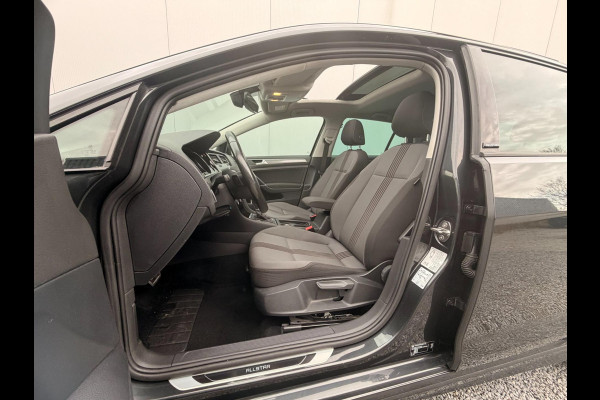 Volkswagen Golf 1.4 TSI DSG Allstar Schuif/opendak Cruise Navigatie Stoelverw Clima Parkpilot