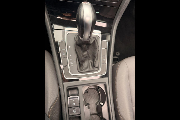 Volkswagen Golf 1.4 TSI DSG Allstar Schuif/opendak Cruise Navigatie Stoelverw Clima Parkpilot