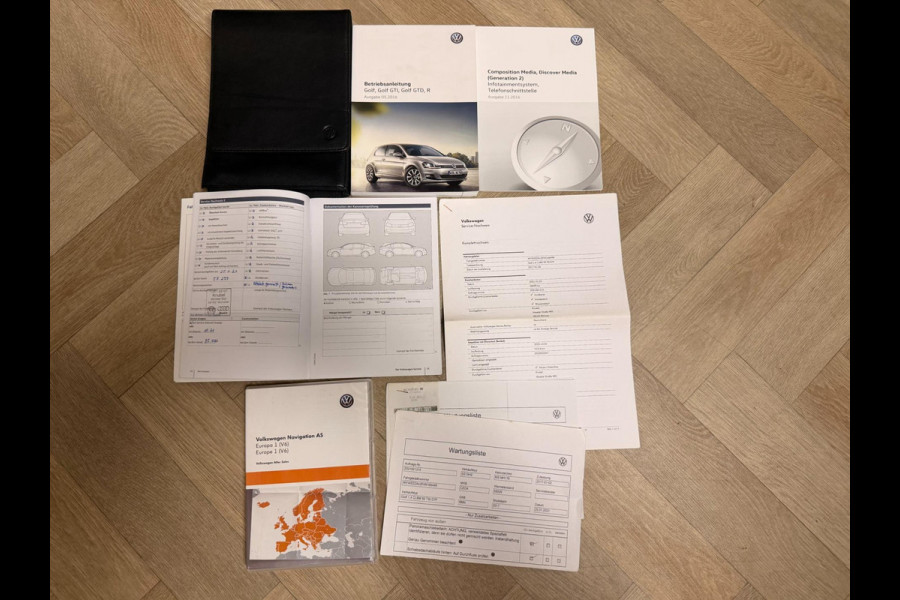 Volkswagen Golf 1.4 TSI DSG Allstar Schuif/opendak Cruise Navigatie Stoelverw Clima Parkpilot