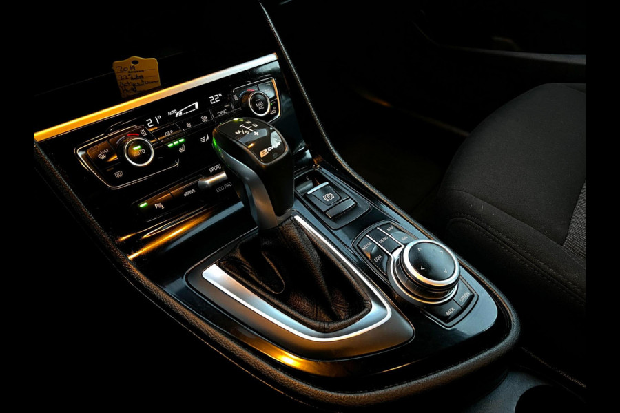 BMW 2 Serie Active Tourer 225xe iPerformance eDrive Edition Navi_Cruise_LEDStoelverw