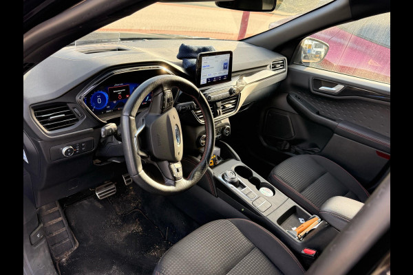 Ford Kuga 1.5 Ecublue ST-Line 120pk Automaat | Wegklapbare trekhaak | Adaptieve Cruise | Winterpack | 1.500kg Trekgewicht | Head up Display