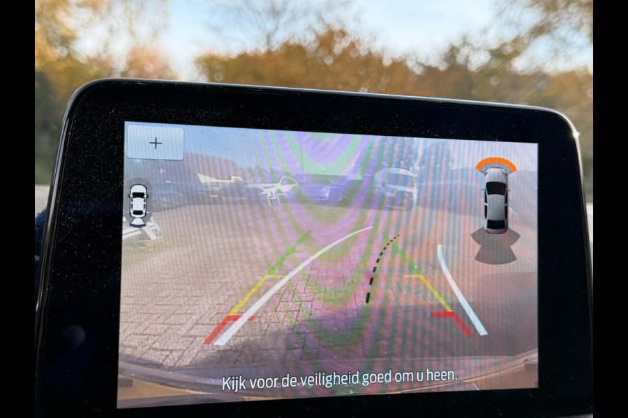 Ford Kuga 1.5 Ecublue ST-Line 120pk Automaat | Wegklapbare trekhaak | Adaptieve Cruise | Winterpack | 1.500kg Trekgewicht | Head up Display