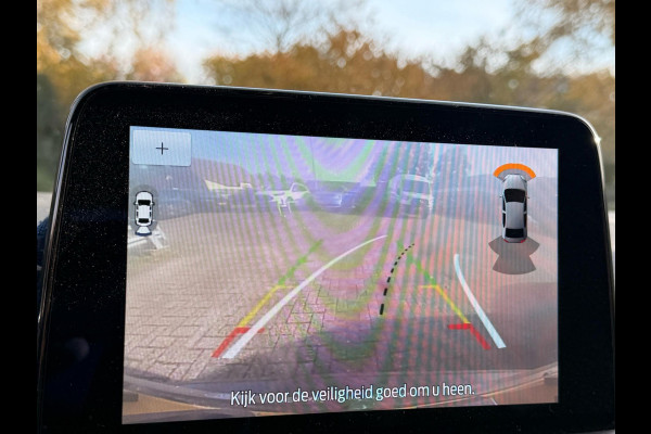 Ford Kuga 1.5 Ecublue ST-Line 120pk Automaat | Wegklapbare trekhaak | Adaptieve Cruise | Winterpack | 1.500kg Trekgewicht | Head up Display