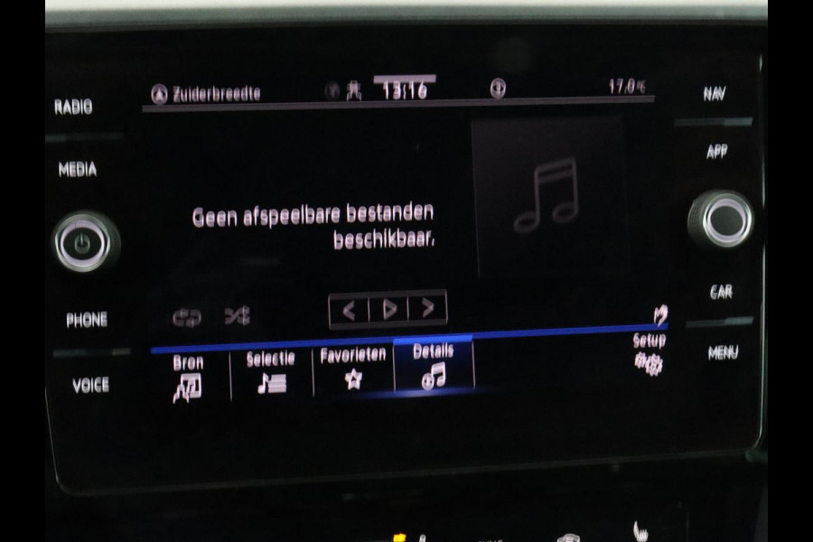 Volkswagen Passat 1.4 TSI GTE | Standkachel | Adaptive cruise | Stoelverwarming | Camera | Matrix LED | Carplay | Side Assist | Massage | PDC | Navigatie | PHEV | Plug In