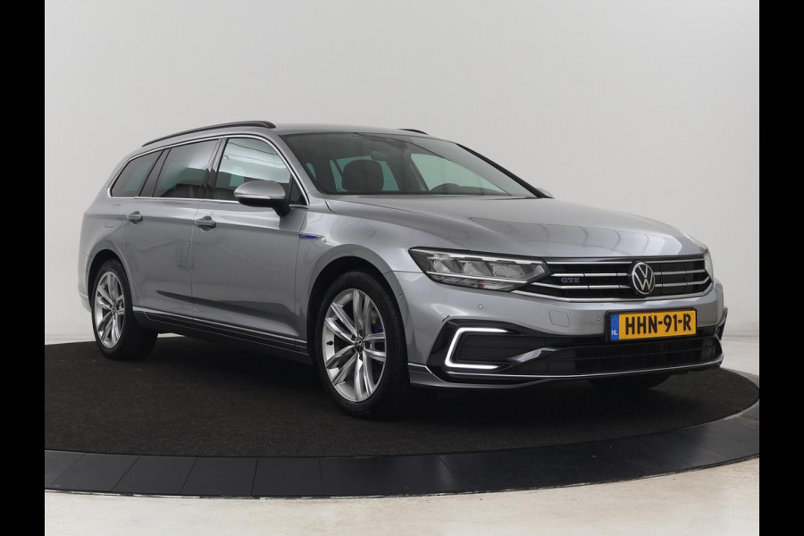 Volkswagen Passat 1.4 TSI GTE | Standkachel | Adaptive cruise | Stoelverwarming | Camera | Matrix LED | Carplay | Side Assist | Massage | PDC | Navigatie | PHEV | Plug In