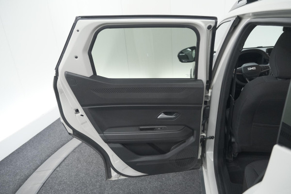 Dacia Duster 1.6 Hybrid 140 Journey | 360 Camera | Pack Winter | Dodehoekdetectie | Apple Carplay
