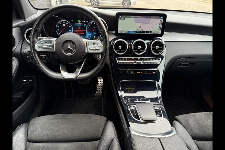 Mercedes-Benz GLC Coupé 300e 4MATIC / Trekhaak / Elec-Achterklep / NAVI + Camera / Leder-Alcantara incl. Verwarming