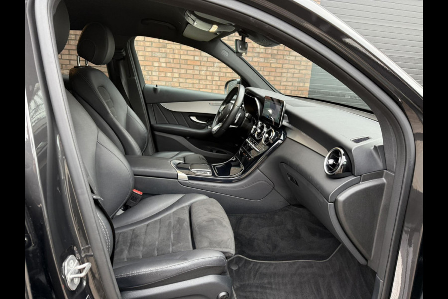 Mercedes-Benz GLC Coupé 300e 4MATIC / Trekhaak / Elec-Achterklep / NAVI + Camera / Leder-Alcantara incl. Verwarming