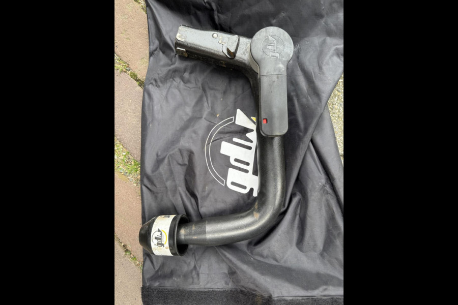 Mercedes-Benz GLC Coupé 300e 4MATIC / Trekhaak / Elec-Achterklep / NAVI + Camera / Leder-Alcantara incl. Verwarming