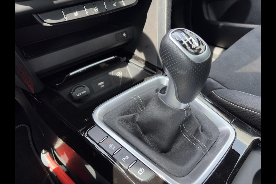 Kia Ceed 1.5 T-GDi GT-Line | Navi | Clima | Cruise | Pano | Apple Carplay & Android Auto |