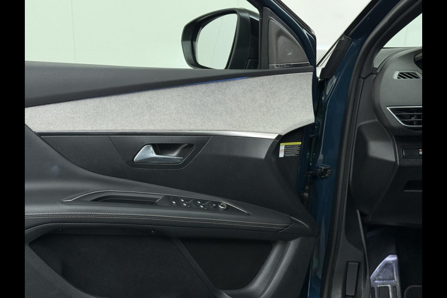 Peugeot 3008 1.6 HYbrid4 300 GT Pack Business SUPER COMPLEET| PHEV| BLACK PACK | PANO DAK | APPLE CARPLAY / ANDROID AUTO | AFN. TREKHAAK | FOCAL AUDIO | 300 PK! | MEM. STOEL MET MASSAGE |