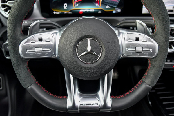 Mercedes-Benz CLA-Klasse 35 AMG 4MATIC. Pano, Distro+, 360, Multibeam, Sfeer, Dodeh, CarPlay!