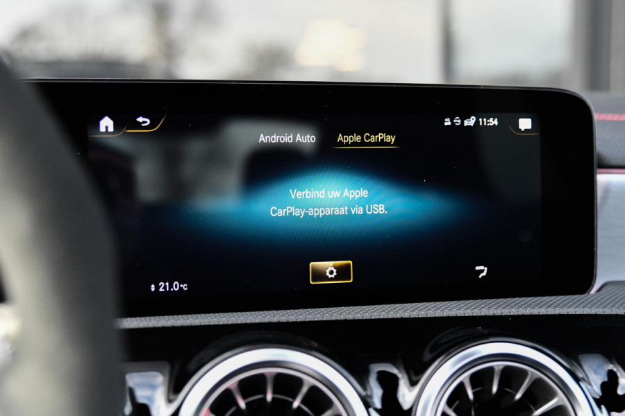 Mercedes-Benz CLA-Klasse 35 AMG 4MATIC. Pano, Distro+, 360, Multibeam, Sfeer, Dodeh, CarPlay!