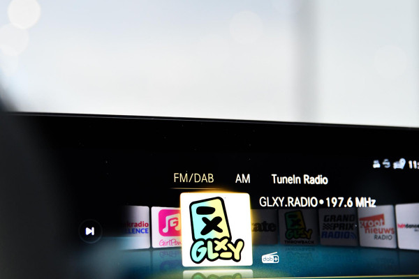 Mercedes-Benz CLA-Klasse 35 AMG 4MATIC. Pano, Distro+, 360, Multibeam, Sfeer, Dodeh, CarPlay!