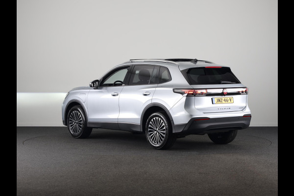 Volkswagen Tiguan 1.5 eHybrid Life Edition 204 PK | Automaat (DSG) | Panoramadak | Navigatie | Elektrische klep