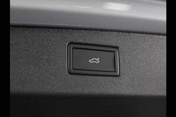 Volkswagen Tiguan 1.5 eHybrid Life Edition 204 PK | Automaat (DSG) | Panoramadak | Navigatie | Elektrische klep