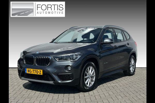 BMW X1 sDrive18i Centennial High Executive NL AUTO | CAMERA | STOELVERW | NAVI | TREKHAAK |