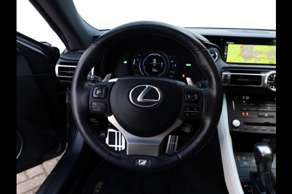Lexus RC 300h F Sport Premium | Mark Levinson | Stoelventilatie | Schuifd