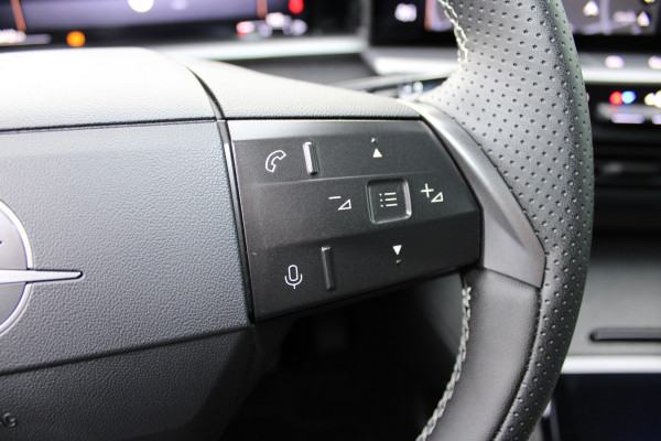 Opel Grandland 1.2 Turbo Hybrid GS NIEUW MODEL | TREKHAAK ACTIE! | Navigatie | AGR | Gelijk beschikbaar