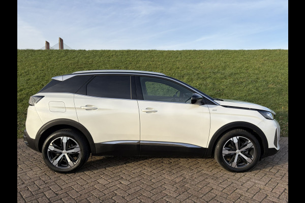 Peugeot 3008 1.6 PureTech GT Alcantara | Massagestoel | Pano | Camera achter | Nightvision