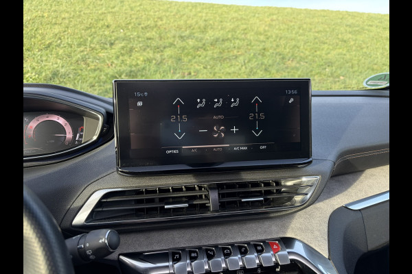 Peugeot 3008 1.6 PureTech GT Alcantara | Massagestoel | Pano | Camera achter | Nightvision