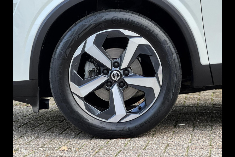 Nissan QASHQAI 1.3 MHEV Xtronic Business Premium Automaat Full LED Adaptive cruise Climate Stoel- en stuurverwaming Pano Navi