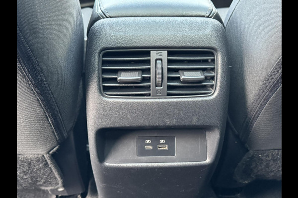 Nissan QASHQAI 1.3 MHEV Xtronic Business Premium Automaat Full LED Adaptive cruise Climate Stoel- en stuurverwaming Pano Navi