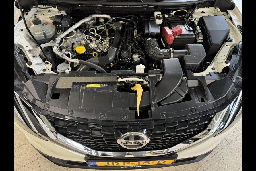 Nissan QASHQAI 1.3 MHEV Xtronic Business Premium Automaat Full LED Adaptive cruise Climate Stoel- en stuurverwaming Pano Navi