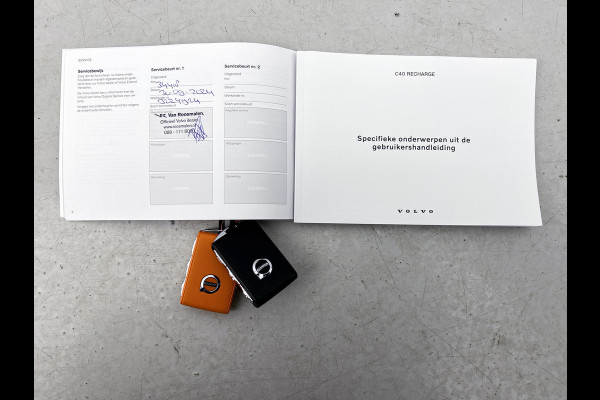 Volvo C40 Recharge Plus 69 kWh SOH 95% / Panoramadak / Trekhaak / Camera / Stoel-Stuurverwarming / Navigatie / Radio-multimedia / Apk 01-2027