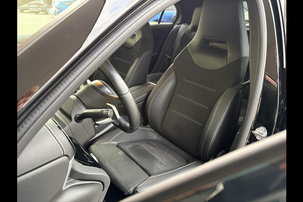 Mercedes-Benz A-Klasse 250 e AMG Line | Stoelverwarming | Navigatie | Getint glas | PDC | Climate contol