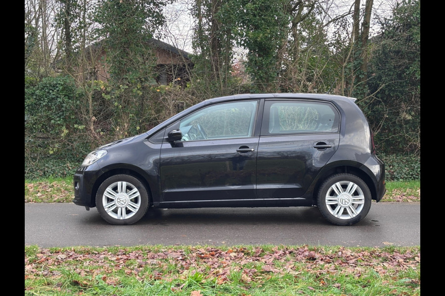 Volkswagen up! 1.0 BMT high up! | Cruise + Stoelverwarming + 1e Eigenaar Nu € 6.500,-!!!
