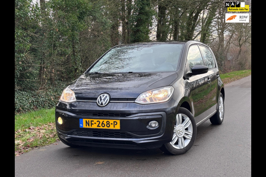 Volkswagen up! 1.0 BMT high up! | Cruise + Stoelverwarming + 1e Eigenaar Nu € 6.500,-!!!