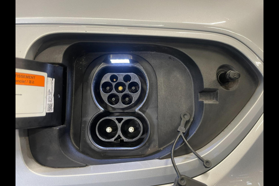 Kia e-Niro ExecutiveLine 64 kWh|3-FASE|LEDER|MEMORY|JBL|ACC|CARPLAY|CAMERA|STUURVERW|STOELVERW+VENT V+A|IN.BTW|1e EIG|NL-AUTO|NAP|