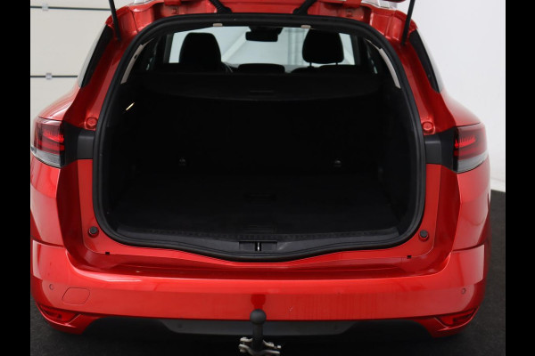Renault Mégane 1.3 TCe Business Zen | Trekhaak | Camera | Carplay | Navigatie | Keyless | Full LED | Parkeerhulp | Cruise control | Climate control | DAB | Bluetooth