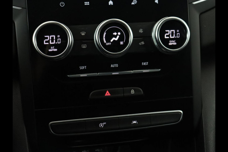 Renault Mégane 1.3 TCe Business Zen | Trekhaak | Camera | Carplay | Navigatie | Keyless | Full LED | Parkeerhulp | Cruise control | Climate control | DAB | Bluetooth