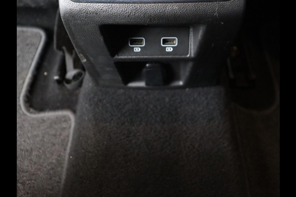 Renault Mégane 1.3 TCe Business Zen | Trekhaak | Camera | Carplay | Navigatie | Keyless | Full LED | Parkeerhulp | Cruise control | Climate control | DAB | Bluetooth