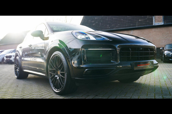 Porsche Cayenne Coupé 3.0 E-Hybrid Platinum Edition | Sport Design | Massage | Adaptieve cruise | Dealer onderhouden | 22 inch |
