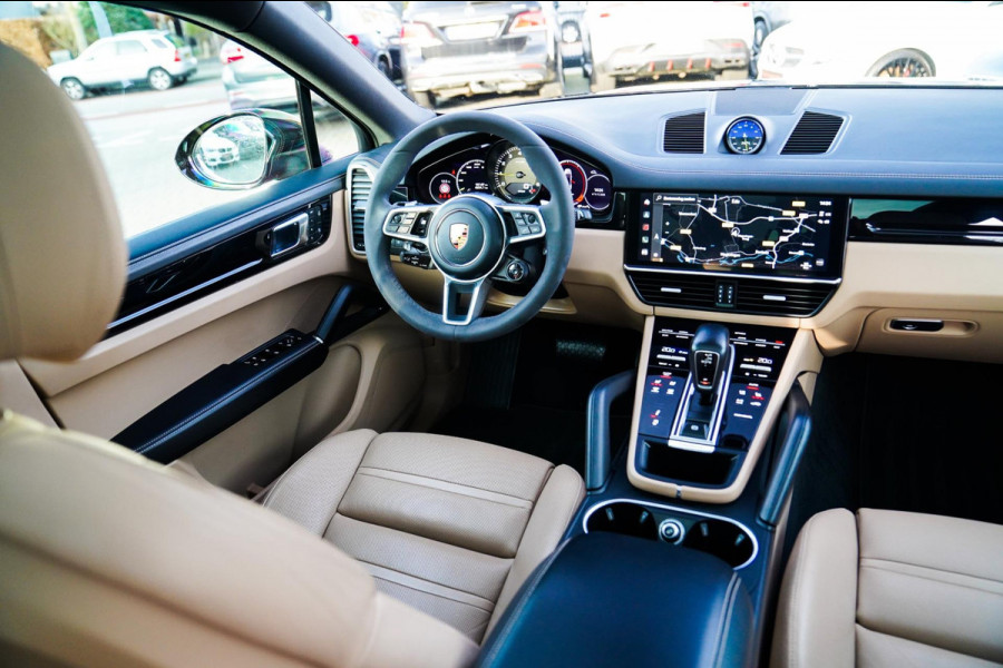 Porsche Cayenne Coupé 3.0 E-Hybrid Platinum Edition | Sport Design | Massage | Adaptieve cruise | Dealer onderhouden | 22 inch |