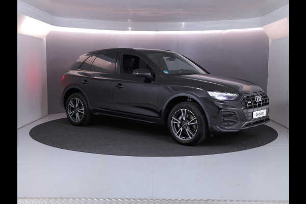 Audi Q5 50 TFSI e Advanced edition 299 pk S-tronic | Verlengde garantie | Navigatie | Trekhaak (wegklapbaar) | Parkeersensoren | Stoelverwarming v/a | S-line interieur |