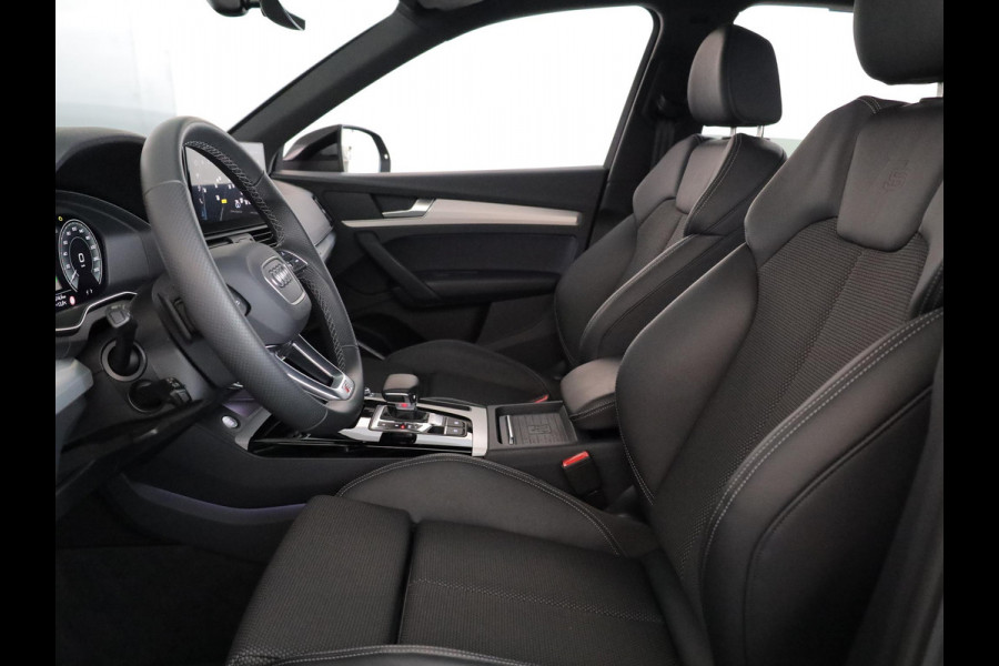 Audi Q5 50 TFSI e Advanced edition 299 pk S-tronic | Verlengde garantie | Navigatie | Trekhaak (wegklapbaar) | Parkeersensoren | Stoelverwarming v/a | S-line interieur |