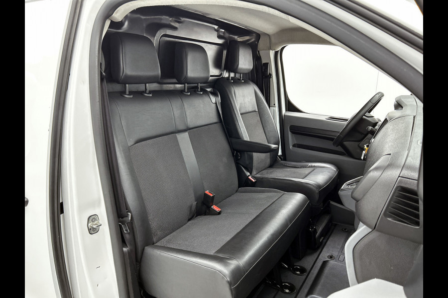 Toyota PROACE Electric Worker L2 Extra Range 75KWh +/-330KM / 3Pers. / Navigatie / Airco / Bedrijfswagen inrichting / Apk 02-2027