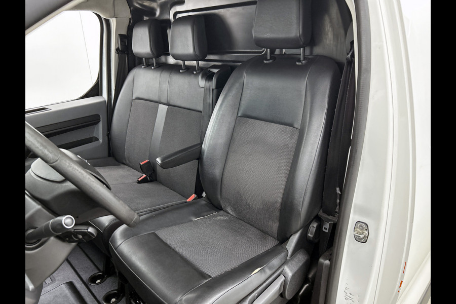 Toyota PROACE Electric Worker L2 Extra Range 75KWh +/-330KM / 3Pers. / Navigatie / Airco / Bedrijfswagen inrichting / Apk 02-2027