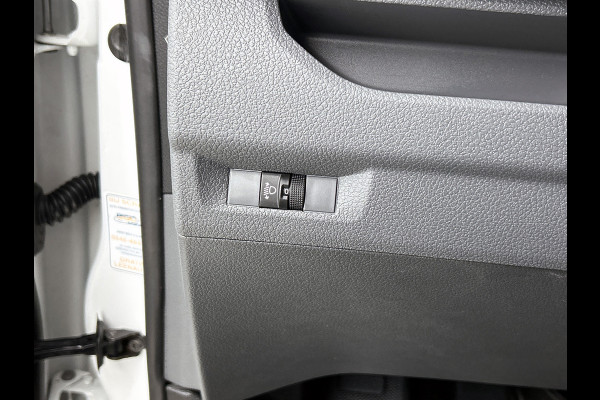 Toyota PROACE Electric Worker L2 Extra Range 75KWh +/-330KM / 3Pers. / Navigatie / Airco / Bedrijfswagen inrichting / Apk 02-2027