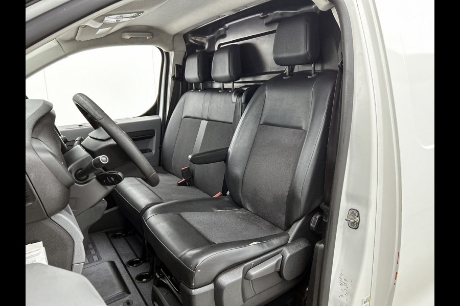 Toyota PROACE Electric Worker L2 Extra Range 75KWh +/-330KM / 3Pers. / Navigatie / Airco / Bedrijfswagen inrichting / Apk 02-2027