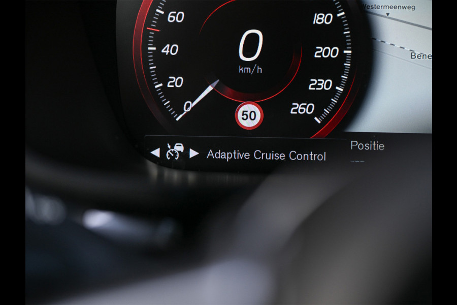 Volvo V60 2.0 D4 Momentum · Camera · Blis · Adaptive cruise · Virtual cockpit · Lane assist · Apple carplay/Android auto · Trekhaak