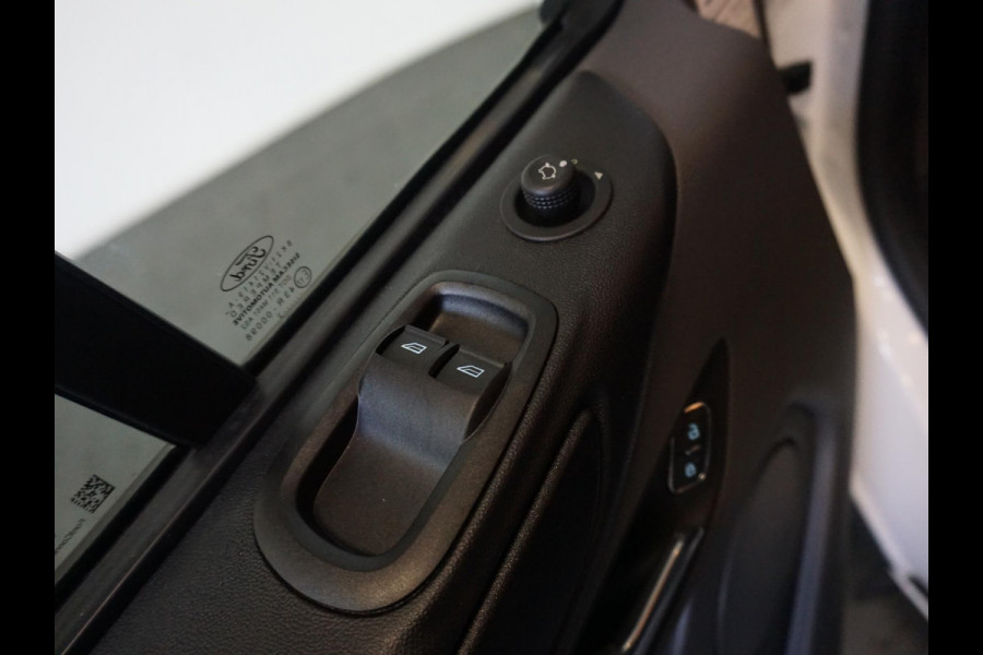 Ford Transit Custom 300 2.0 TDCI L2H1 Trend Dubbele Cabine Airco| Bluetooth| Navi| Trekhaak|