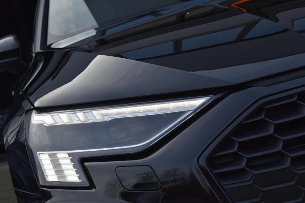 Audi A3 Sportback 35 TFSI S edition Pano Kuip Lane B&O Trekhaak Leder