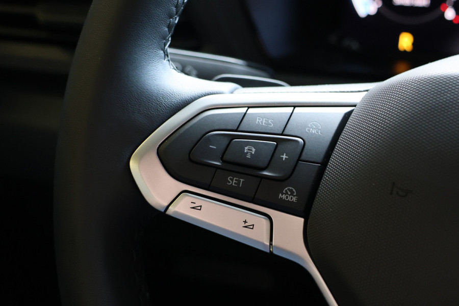 Volkswagen Caddy Cargo 2.0 TDI DSG | L+R Schuifdeur | ACC | Side Assist | Lane Assist | Virtual Cockpit | Camera | CarPlay | Stoelverwarming | LED Koplampen | Sidebars | DAB | Fabrieksgarantie | Facelift model | BPM Vrij