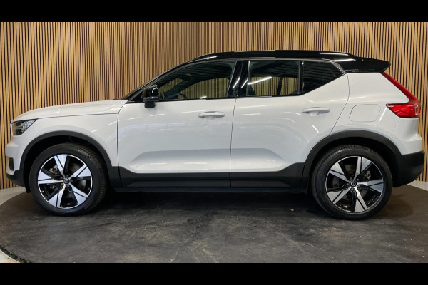 Volvo XC40 Recharge P8 AWD R-Design|90%SOH|TREKHAAK|1/2 LEDER|STOEL+STUURVERWARMING|ACC|CARPLAY|CLIMA+CRUISE|NL|NAP|IN.BTW|1e EIG|